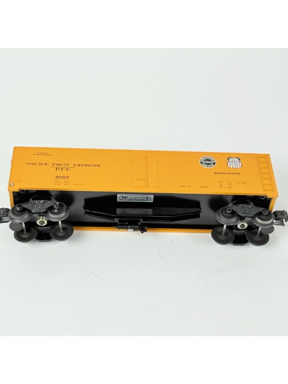 Bachmann Williams O Gauge Pacific Fruit Express 40Ft Refrigerator Car
